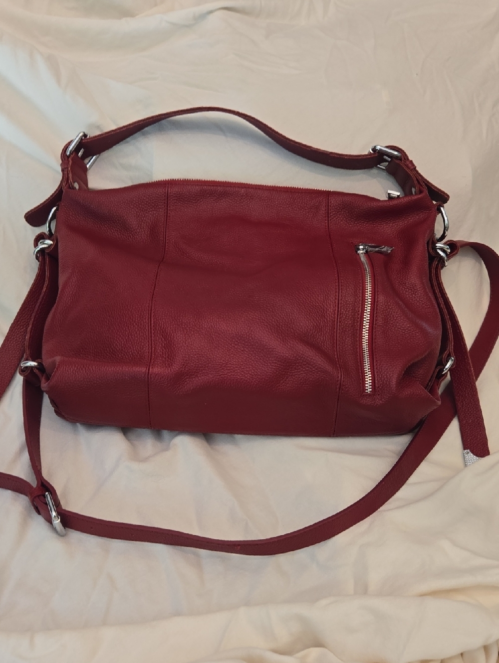 Heshe Red Leather Shoulder Bag - Stylish Everyday Carry
